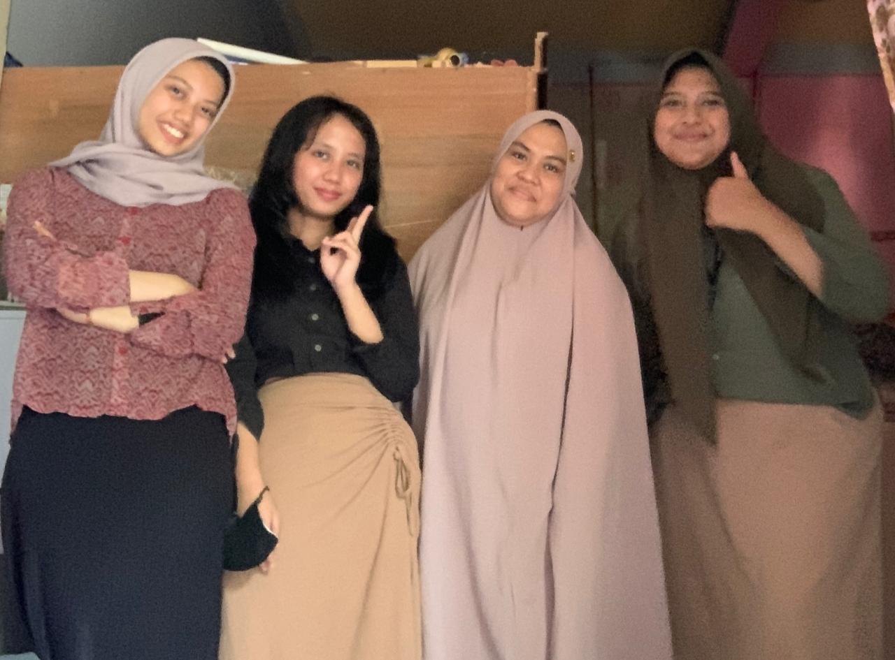 Pertemuan 1 dengan Ibu Wahyuni